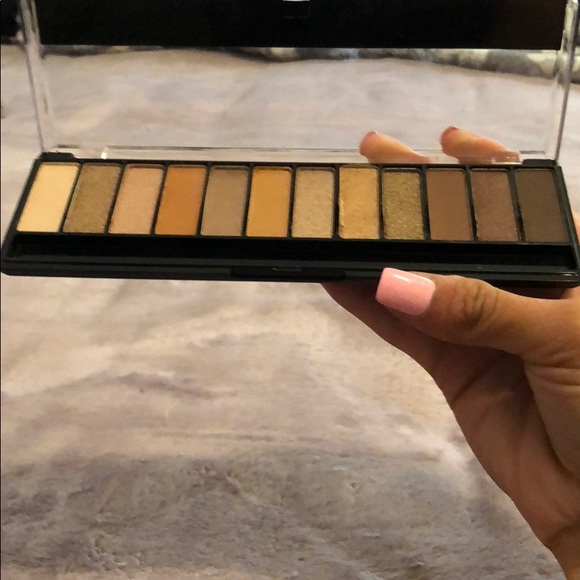 Eye shadow - Picture 4 of 4